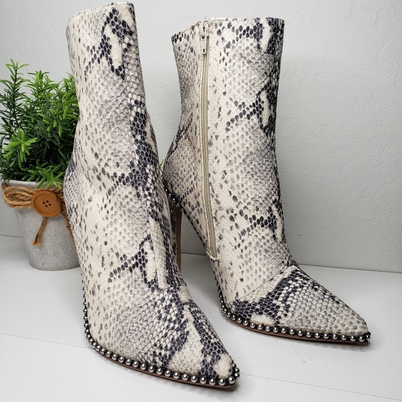 cole haan desert boot